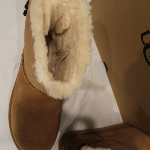 NIEW UGG WOMEN'S BAILEY SUEDE BOW WATER RESISTANT SUEDE SHEARLING LINED 10 - Picture 7 of 8